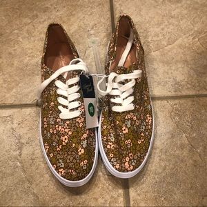 Universal Thread Floral Sneakers